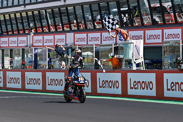 Heimsieg für Luca Marini (Sky Racing Team VR46)