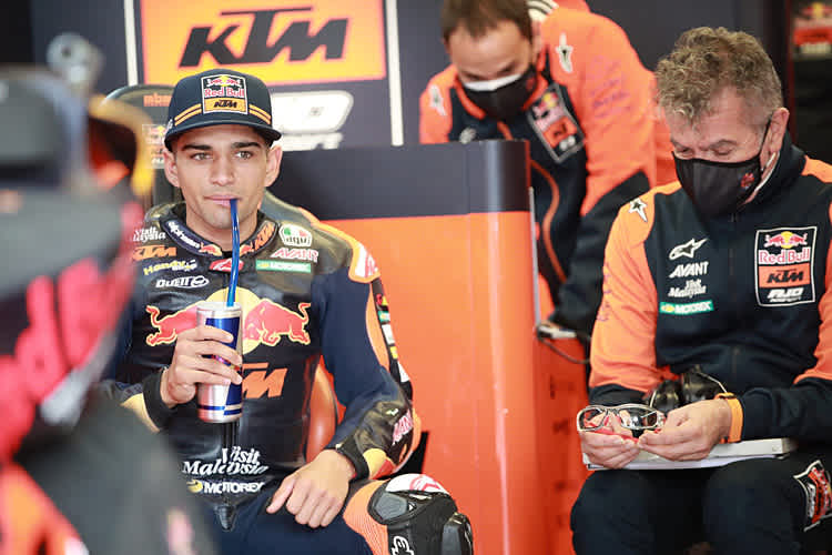 Ein nach drei Stürzen sichtlich nachdenklicher Jorge Martin