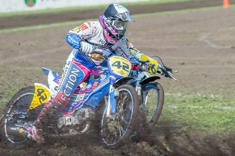 Stephan Katt (42) liebt die Kämpfe auf Gras und Sand