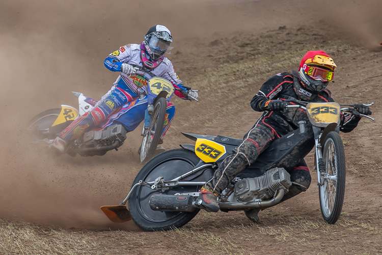 In Morizès trifft Kenneth Kruse Hansen (333) auch auf Stephan Katt (42)