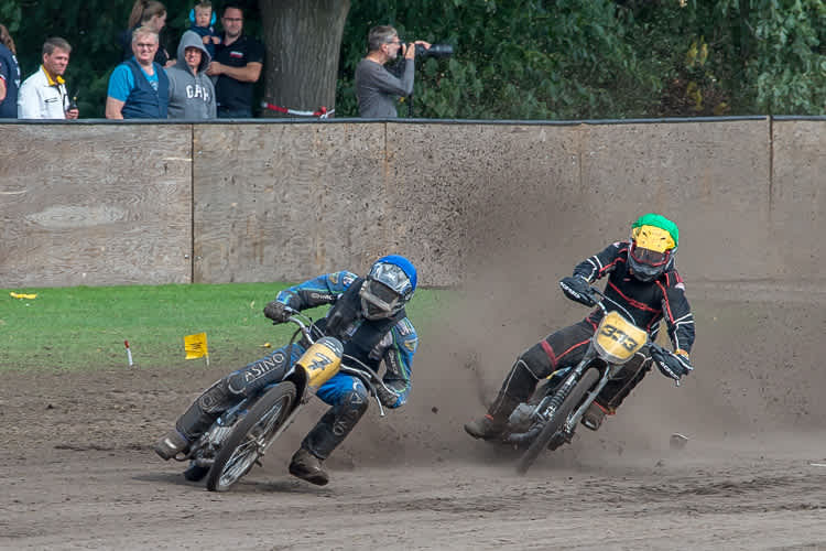 Die beiden Clubfahrer vom MSC Werlte, Bernd Diener und Kenneth Kruse Hansen, sind beim EM-Finale Konkurrenten