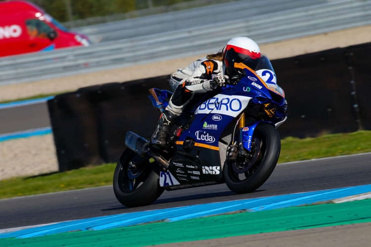 Tom Toparis steigt mit seiner Yamaha jetzt in die BSB Supersport ein