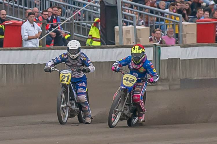 Bei der DM in Vechta holte Jörg Tebbe (21) einen Laufsieg gegen Stephan Katt (42)