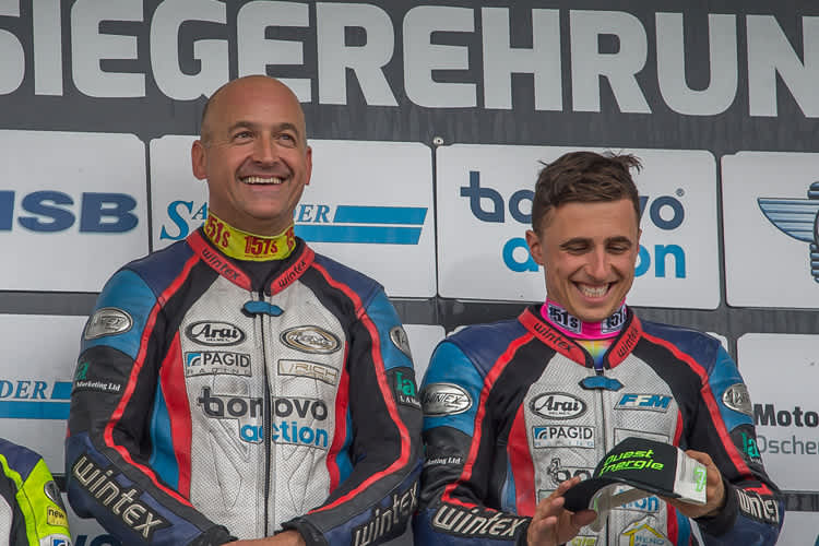 Tim Reeves und Kevin Rousseau strahlten nach den Siegen in Oschersleben