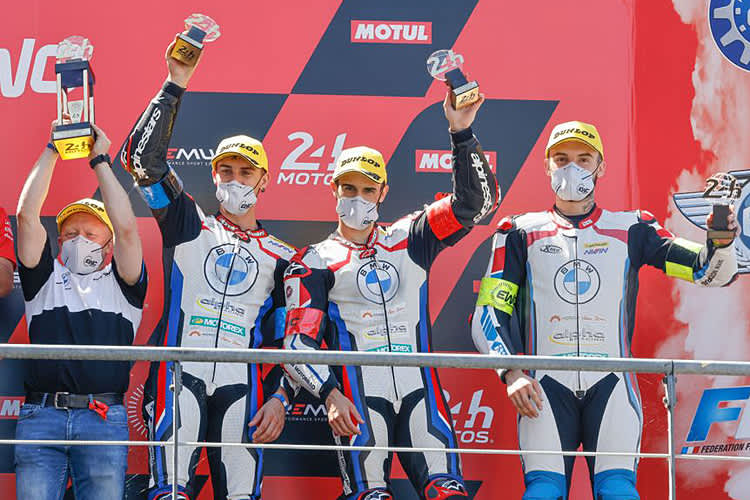 Berechtigter Jubel bei Daemen, Reiterberger, Forés und Mikhalchik (vlnr.)