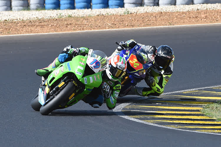 Andreas Kofler vor Thomas Gradinger