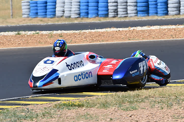 Kein Glück für Tim Reeves/Kevin Rousseau bei den Rennen auf dem Pannonia Ring