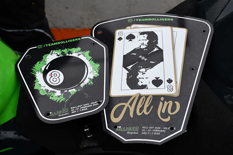 Zwei der exklusiven Funplates, die versteigert werden