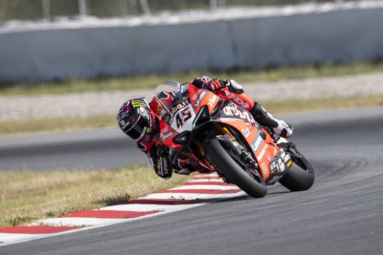 Scott Redding war mit der Ducati V4R auf Augenhöhe mit Jonathan Rea (Kawasaki)