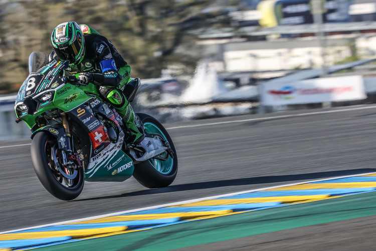 Jan Bühl auf der Kawasaki vom Team Bolliger