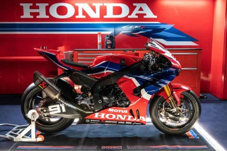 Die Honda von Leon Haslam bekommt 2022 einen neuen Piloten