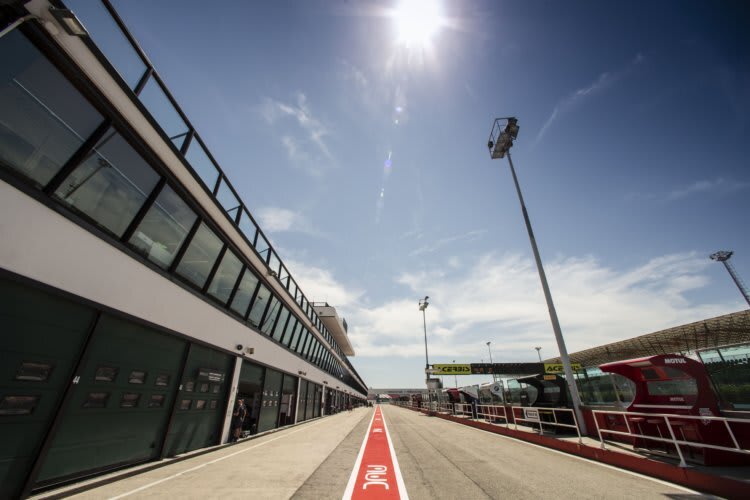 ServusTV zeigt den zweiten SBK-Lauf live