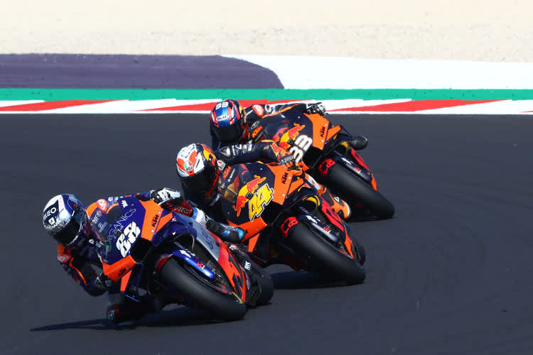 Miguel Oliveira führte das interne KTM-Rennen lange Zeit an