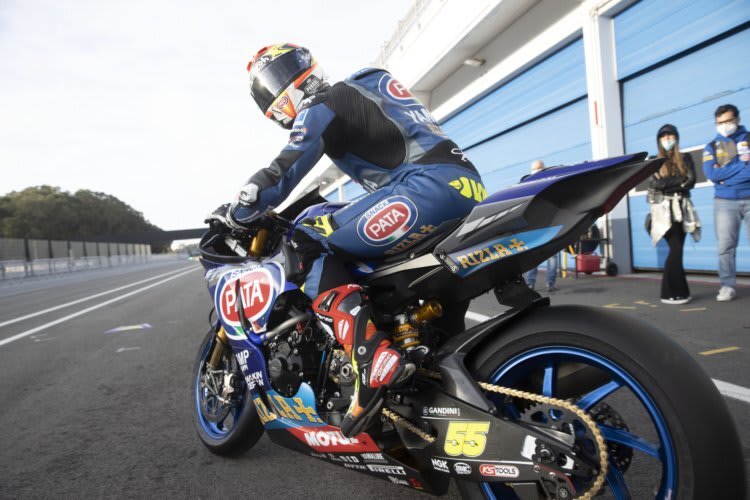 Andrea Locatelli sitzt ab heute wieder auf der Yamaha R1