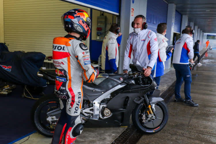 Stefan Bradl im Januar 2021 in Jerez