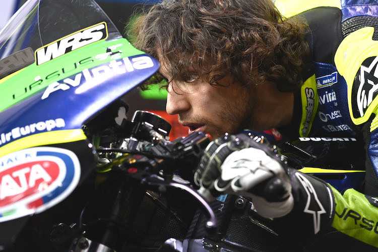 Enea Bastianini bei der Sitzprobe auf seiner Esponsorama-Ducati