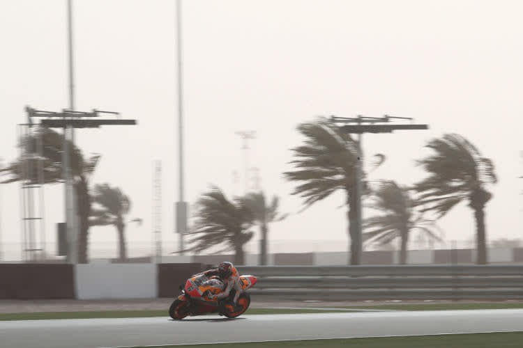 Stefan Bradl im windigen FP3