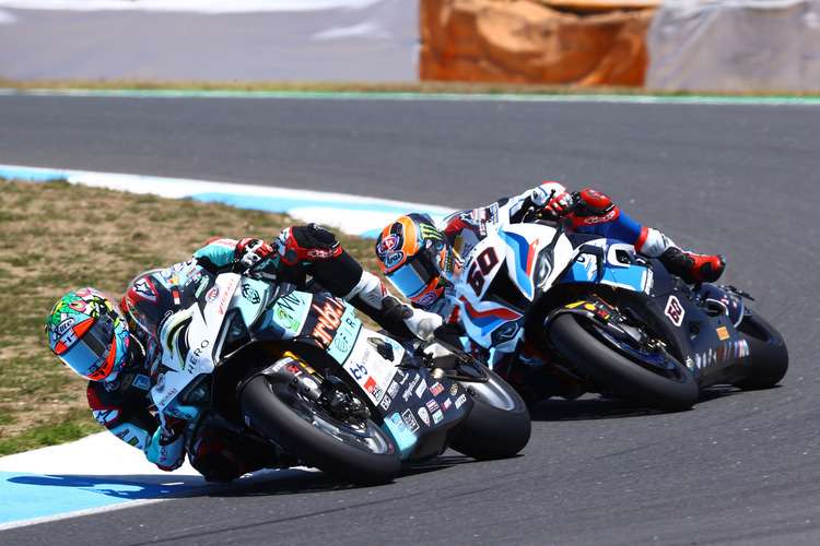 Chaz Davies konnte van der Mark am Ende nicht folgen