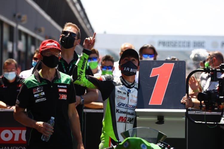 Adrian Huertas ist der nächste Siegfahrer und WM-Leader von MTM Kawasaki