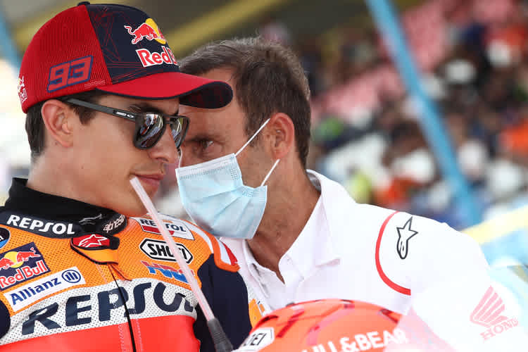 Marc Márquez im Gespräch mit Alberto Puig