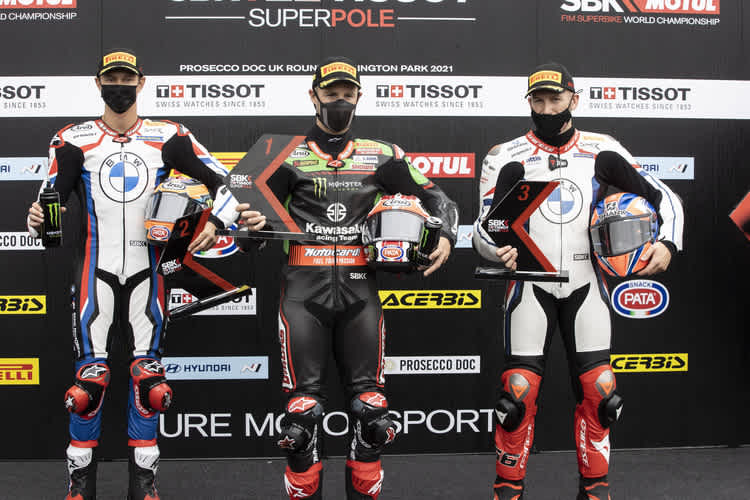 Kann Jonathan Rea (li) Tom Sykes (re) von der Spitze verdrängen?