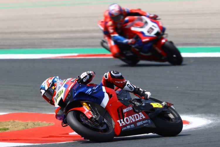 Alvaro Bautista und Leon Haslam testen am Donnerstag und Freitag in Jerez 