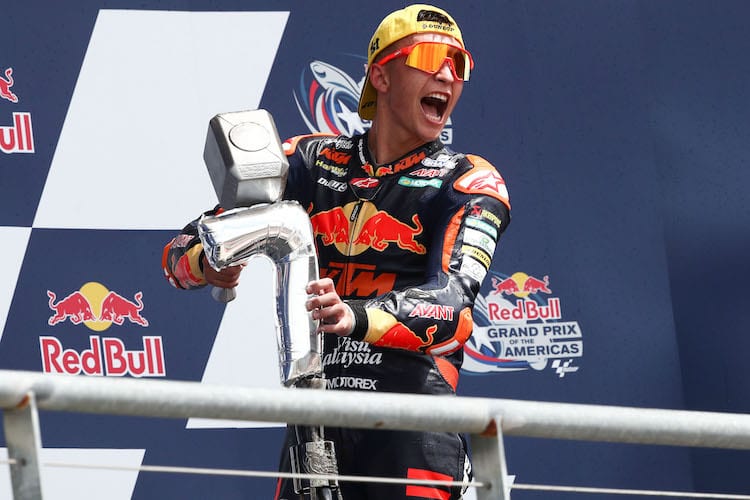 Raúl Fernández holt seinen siebten Saisonsieg und zieht damit mit Marc Márquez gleich