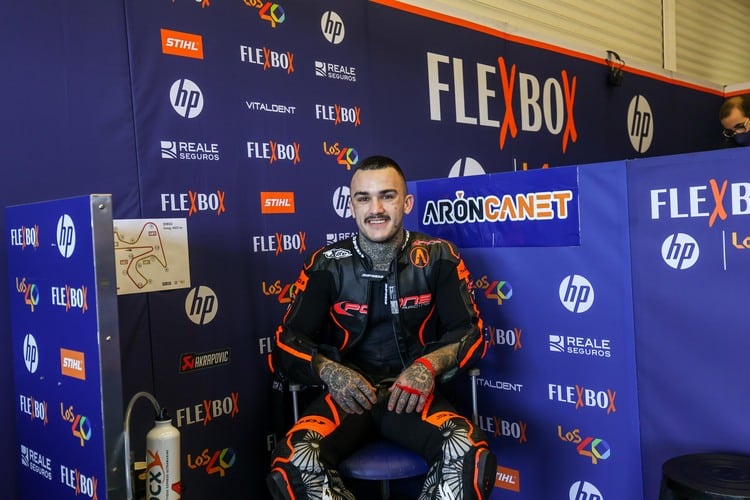 Aron Canet bestreitet die Saison 2022 in neuen Teamfarben