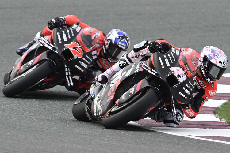Aleix Espargaró wäre am Freitag beinahe mit Teamkollege Maverick Viñales kollidiert