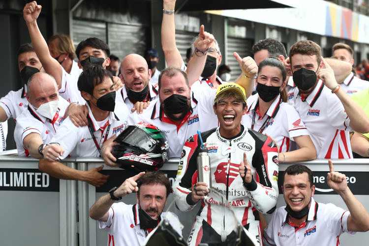 Das Honda Team Asia und Somkiat Chantra hatten Grund zur Freude