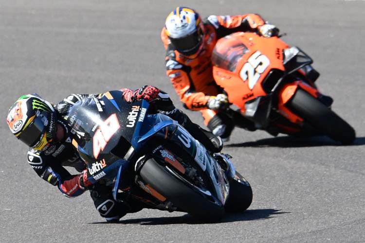 Darryn Binder, hier noch vor Raúl Fernández