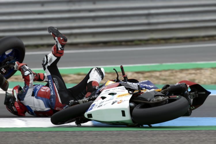 Filipo Fuligni hatte wohl das Pech, von einem anderen Motorrad getroffen worden zu sein
