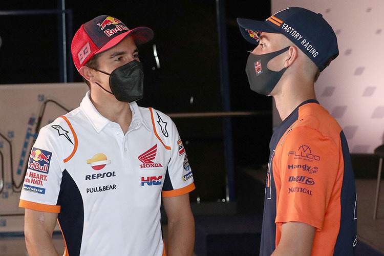 Marc Márquez gab Pedro Acosta (re.) gute Ratschläge