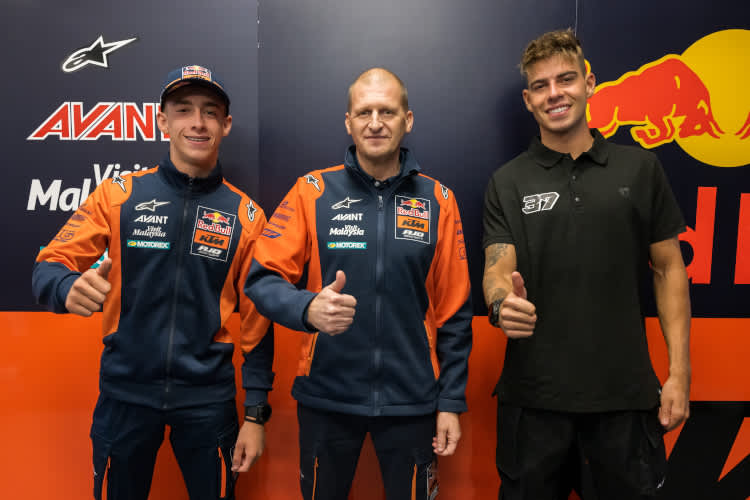 Pedro Acosta, Aki Ajo und Augusto Fernandez arbeiten 2022 in der Moto2-WM zusammen