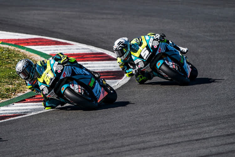 Fermín Aldeguer vor seinem neuen Teamkollegen Romano Fenati