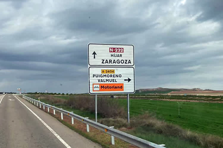 Das Team Freudenberg ist kurz vor der Zieldurchfahrt