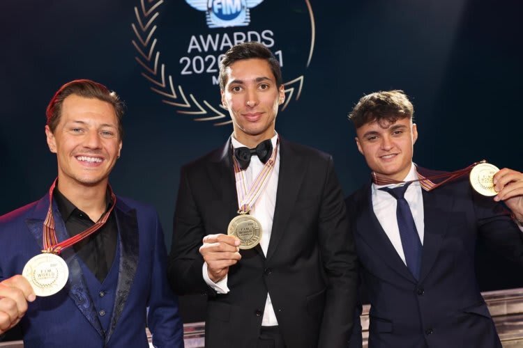 Dominique Aegerter, Toprak Razgatlioglu und Adrian Huertas (v.l.)