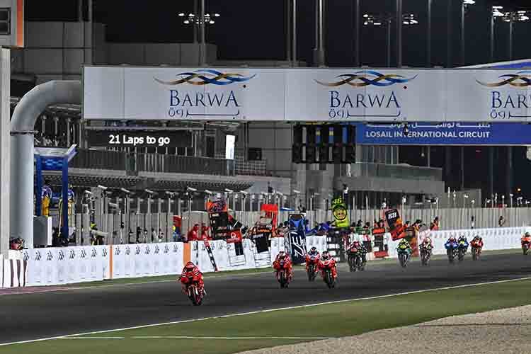 Auf der Zielgeraden waren die Ducati vorne