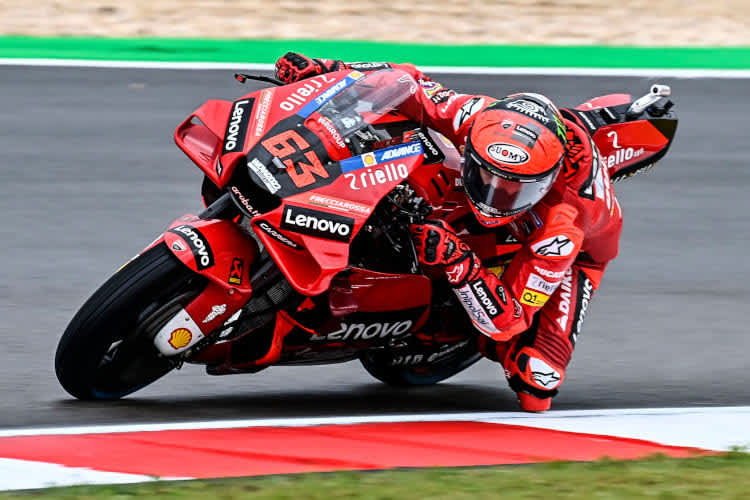 Pecco Bagnaia im nassen Portimão