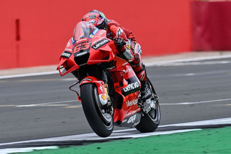 Pecco Bagnaia: Die Ducati funktioniert nicht nur auf den Geraden