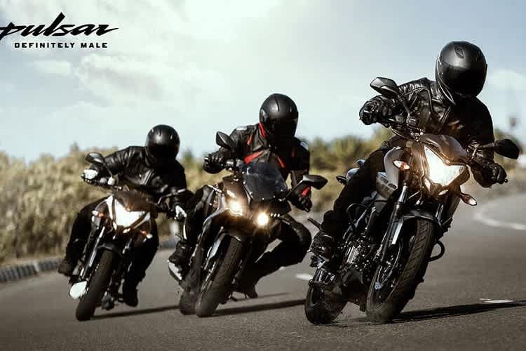 Definetely male: In Indien dürfen Motorradfahrer noch echte Kerle sein