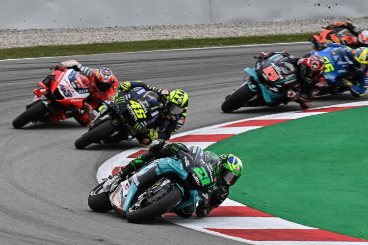Anfangsphase des Catalunya-GP: Morbidelli vor Rossi, Miller, Quartararo und Mir