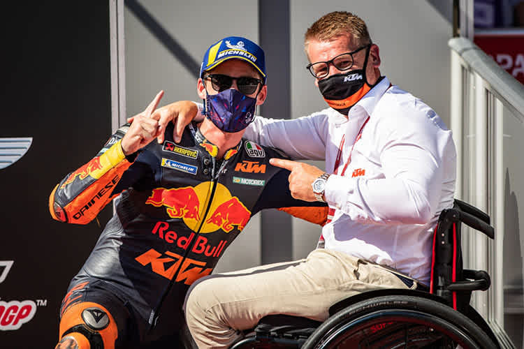 Pol Espargaró mit Pit Beirer