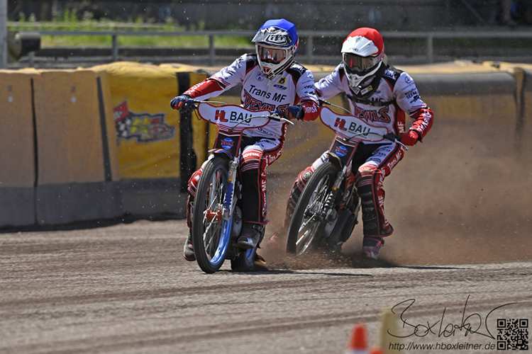 Dimitri Bergé und Kai Huckenbeck von den Landshut Devils