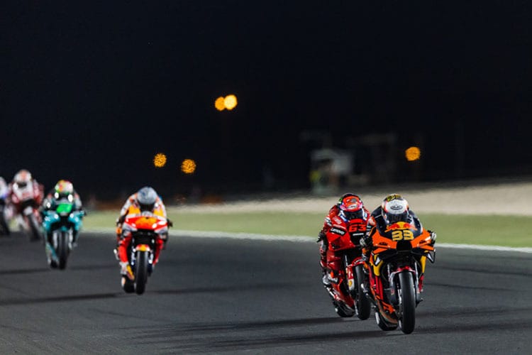 Packende Fights: Binder (33) vor Bagnaia, Pol Espargaró (44), Morbidelli und Nakagami