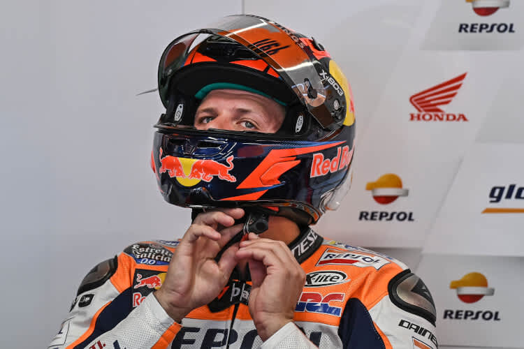 Stefan Bradl ist auch in Valencia in der Repsol-Honda-Box