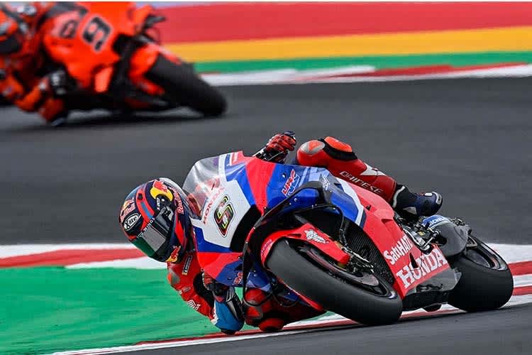 Stefan Bradl (6) vor Petrucci (9): Wieder 2 Punkte