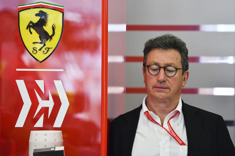 Ferrari-CEO Louis Camilleri (Mitte)
