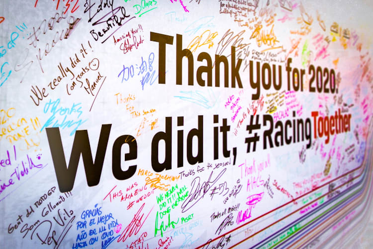 Unter dem Motto «Danke für 2020 – Wir haben es geschafft» feierte sich die MotoGP-WM in Portugal zum Saisonabschluss selbst