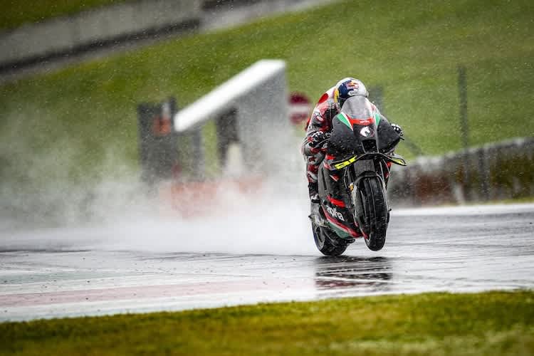 Der zweite Aprilia-Test von Andrea Dovizioso wurde vom Wetter bestimmt